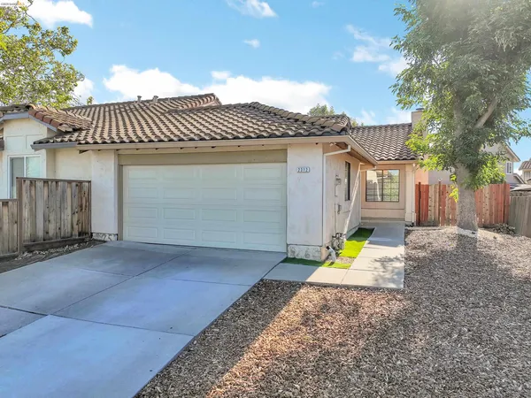 $449,999 | 2312 Willow Avenue, Antioch, CA 94509