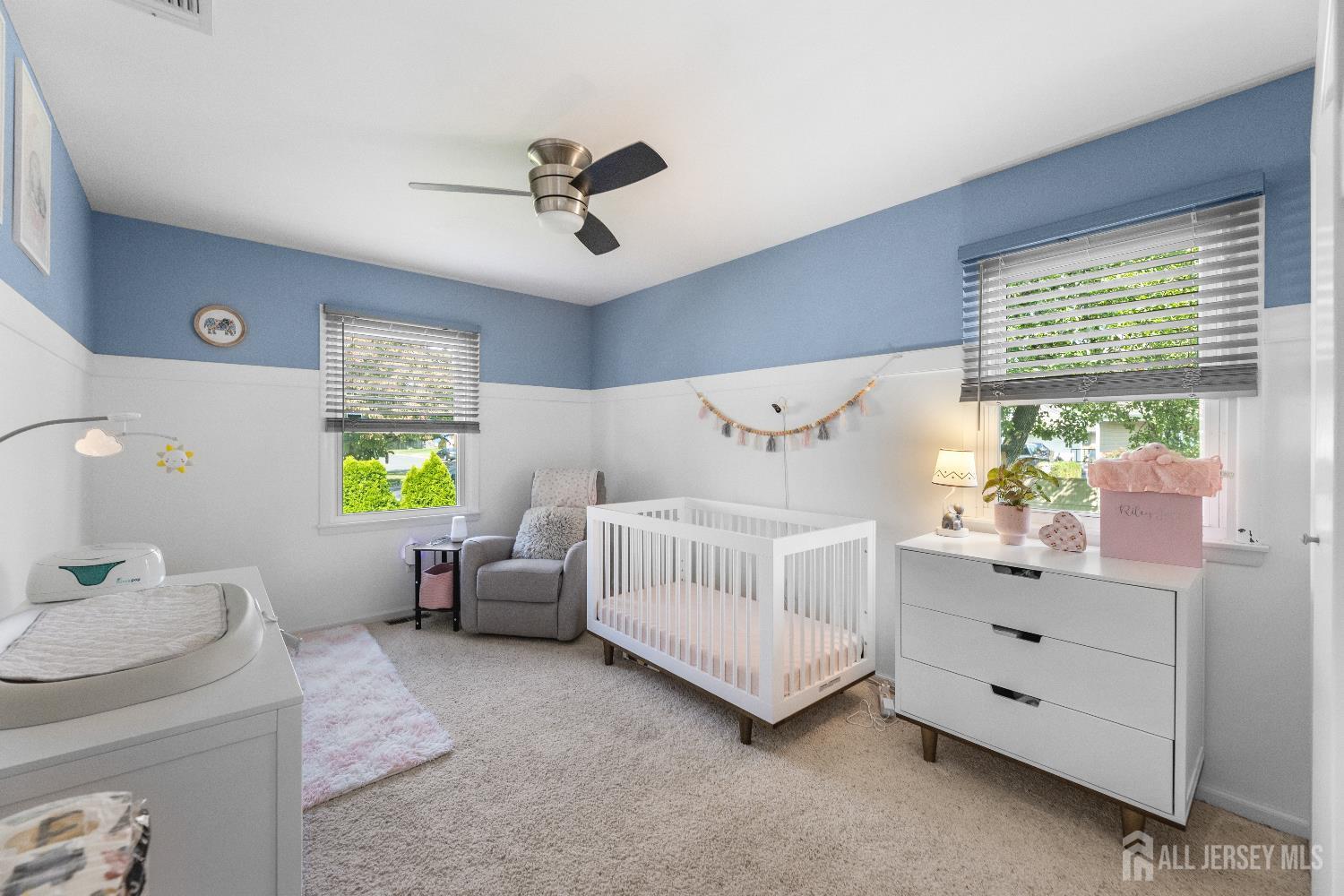 116 Player Avenue Edison, NJ 08817 - Photo 18 of 40 a bedroom with a bed and a window