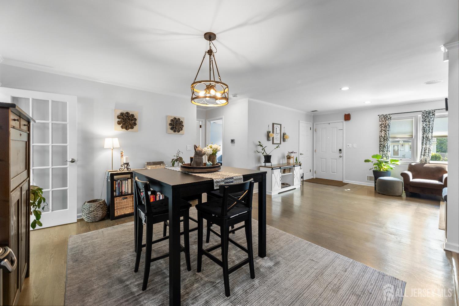 116 Player Avenue Edison, NJ 08817 - Photo 9 of 40 a view of a dining room with furniture
