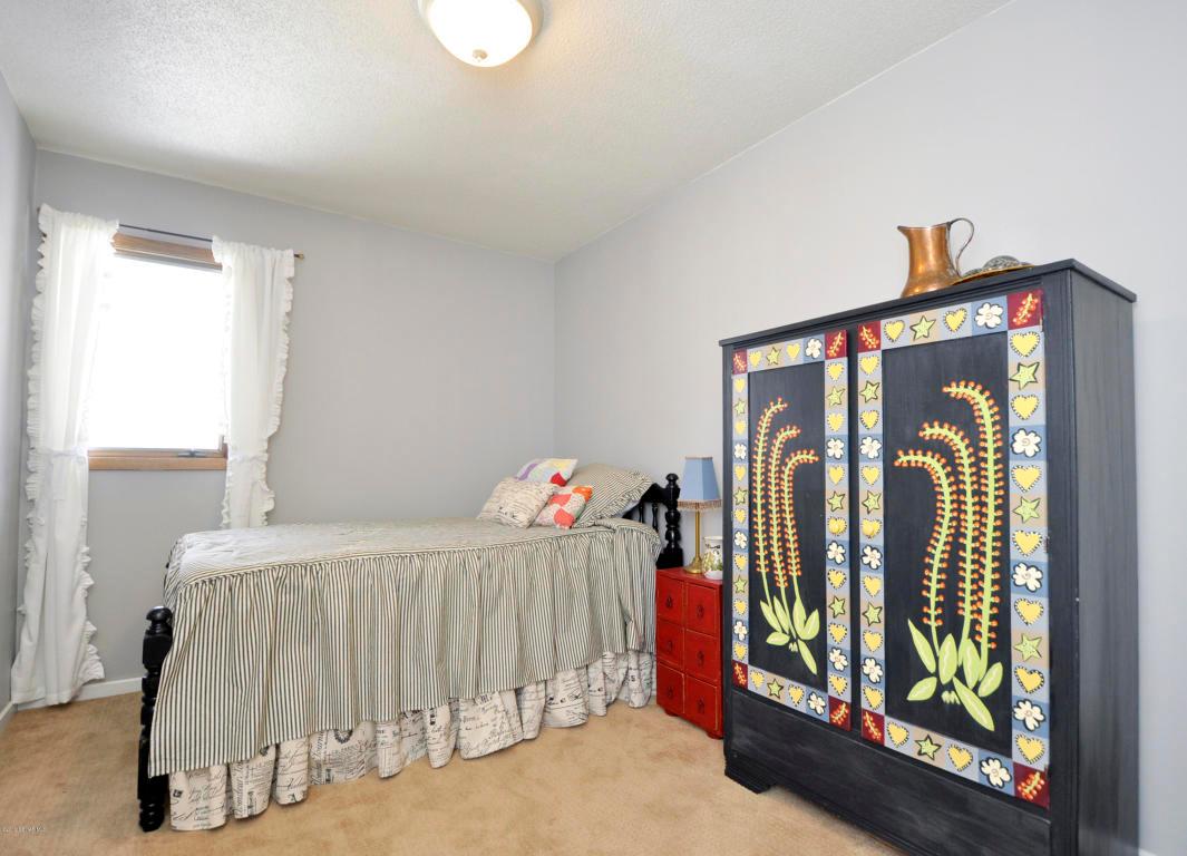 1829 28th Street Northwest Rochester, MN 55901 - Photo 11 of 15 Gallery Image 11