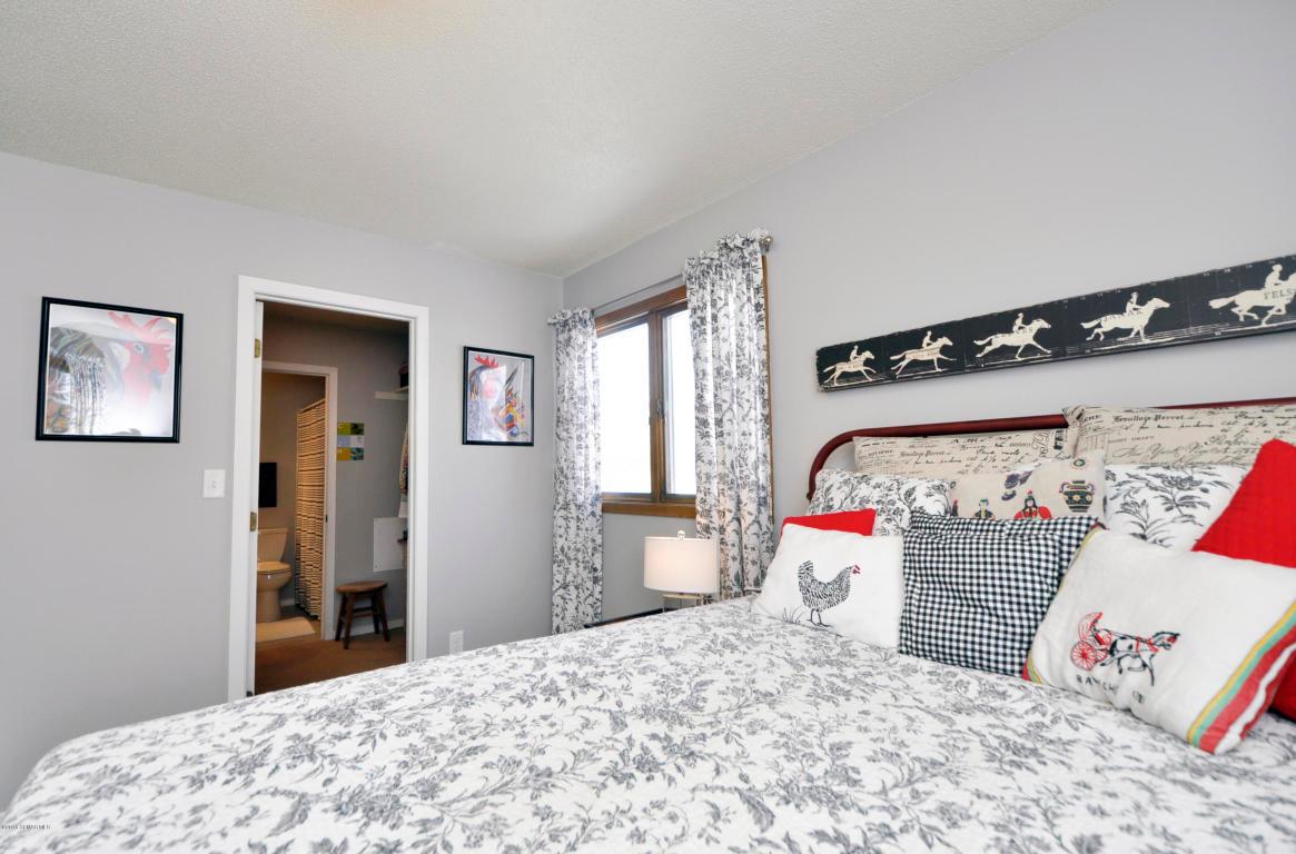 1829 28th Street Northwest Rochester, MN 55901 - Photo 8 of 15 Gallery Image 8