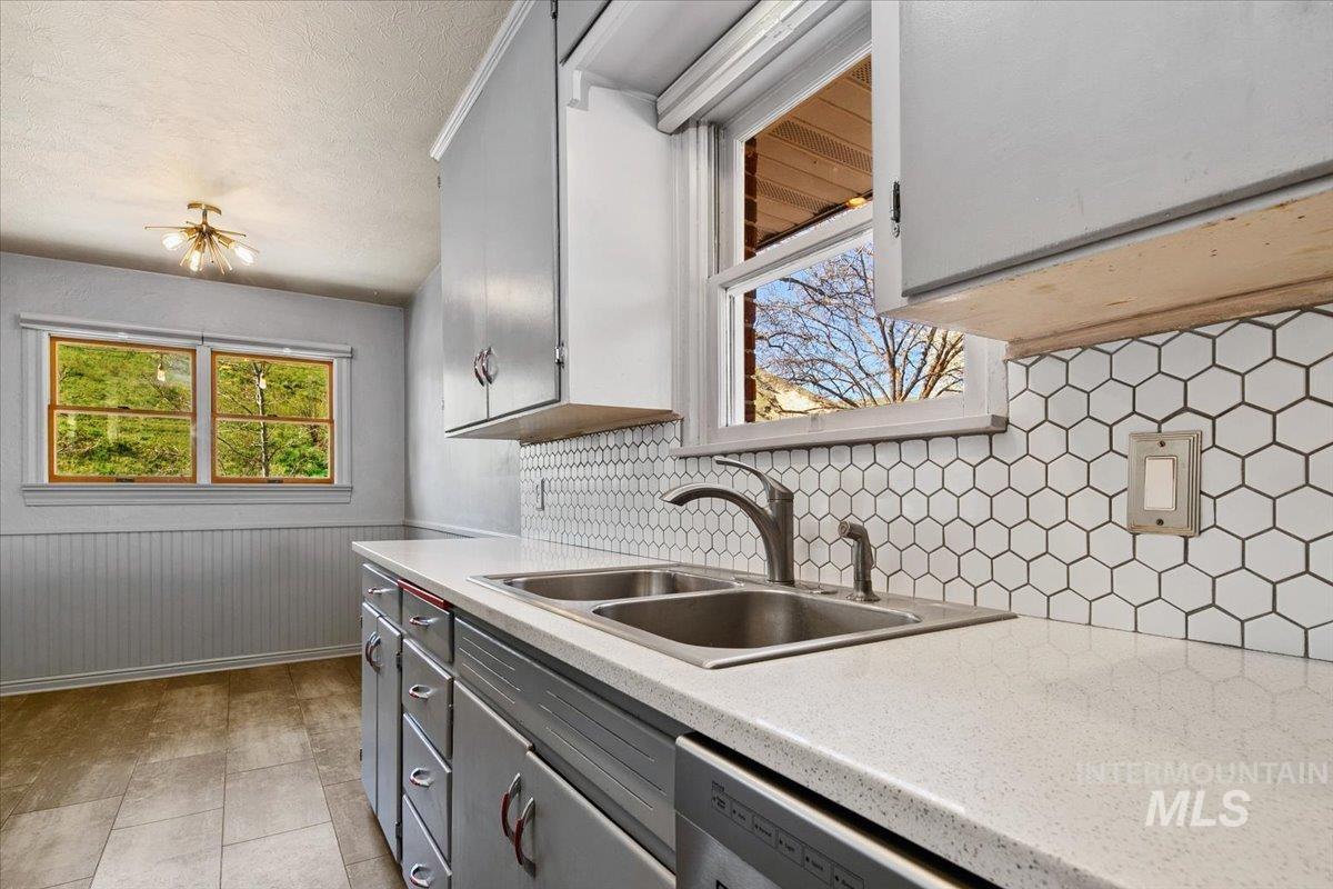 2306 North 9th Street Boise, ID 83702 - Photo 18 of 37