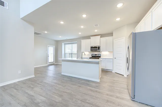 $427,000 | 821 Laguna Green Lane, Katy, TX 77493