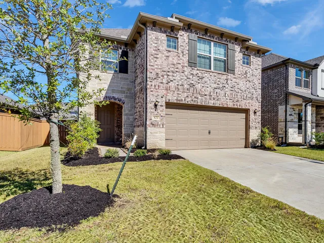 $427,000 | 821 Laguna Green Lane, Katy, TX 77493