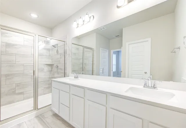 $427,000 | 821 Laguna Green Lane, Katy, TX 77493