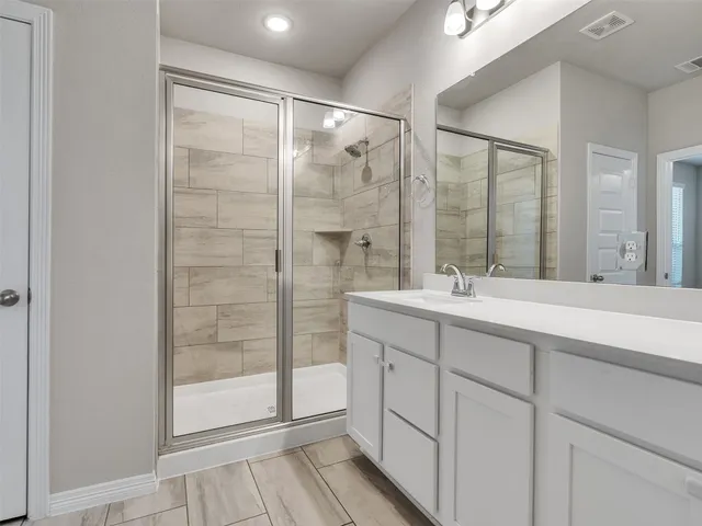 $427,000 | 821 Laguna Green Lane, Katy, TX 77493