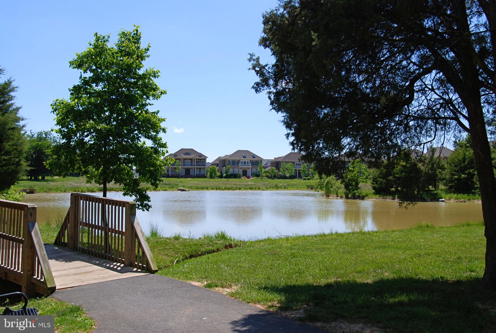 23524 Epperson Square Brambleton, VA 20148 - Photo 36 of 36 Community Lake