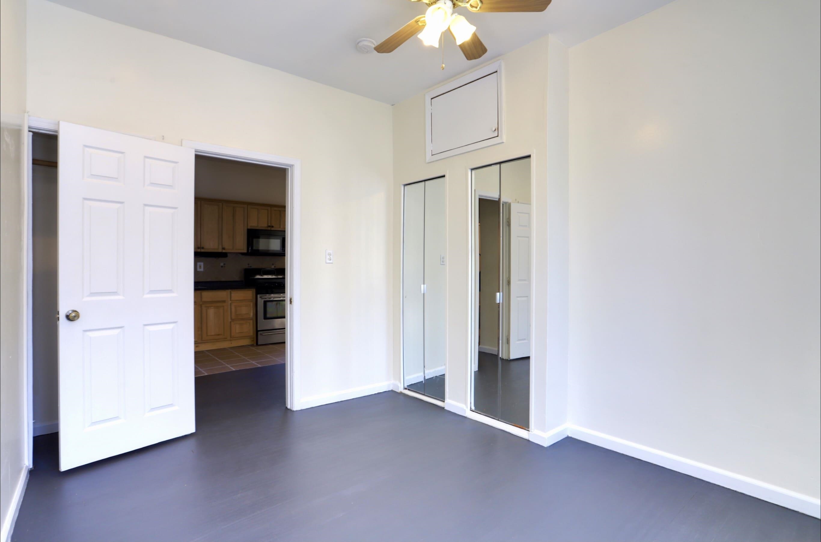 314 Paterson Plank Road, Unit 1B Union City, NJ 07087 - Photo 10 of 22 an empty room with cabinet