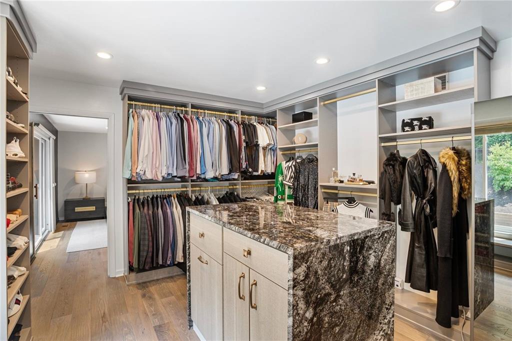 989 Braddock Road Pittsburgh, PA 15221 - Photo 28 of 50 a view of a walk in closet