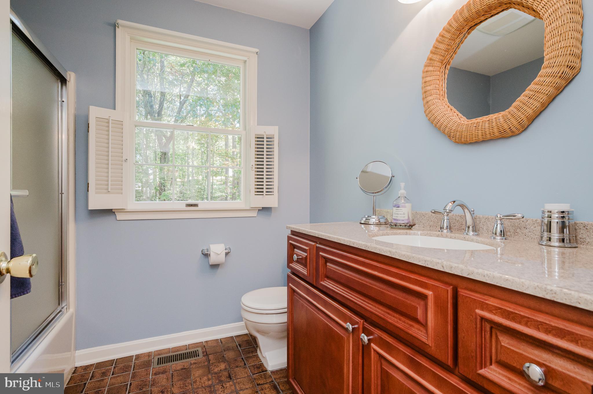 26 Constantine Drive Phoenix, MD 21131 - Photo 44 of 53 UPPER LEVEL FAMILY BATH