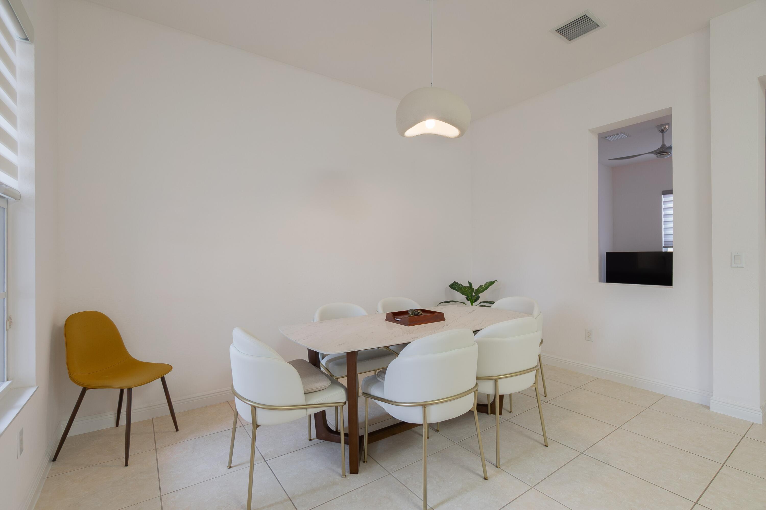 8257 Northwest 8th Way Boca Raton, FL 33487 - Photo 8 of 50 006_Dining Area