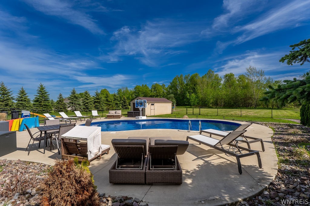 3990 Slusaric Road North Tonawanda, NY 14120 - Photo 43 of 50