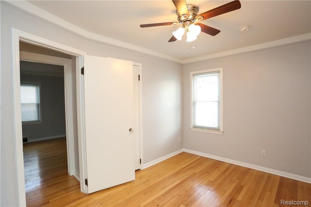 2153 Rosemont Road Berkley, MI 48072 - Photo 20 of 33 Rosemont -18.jpg