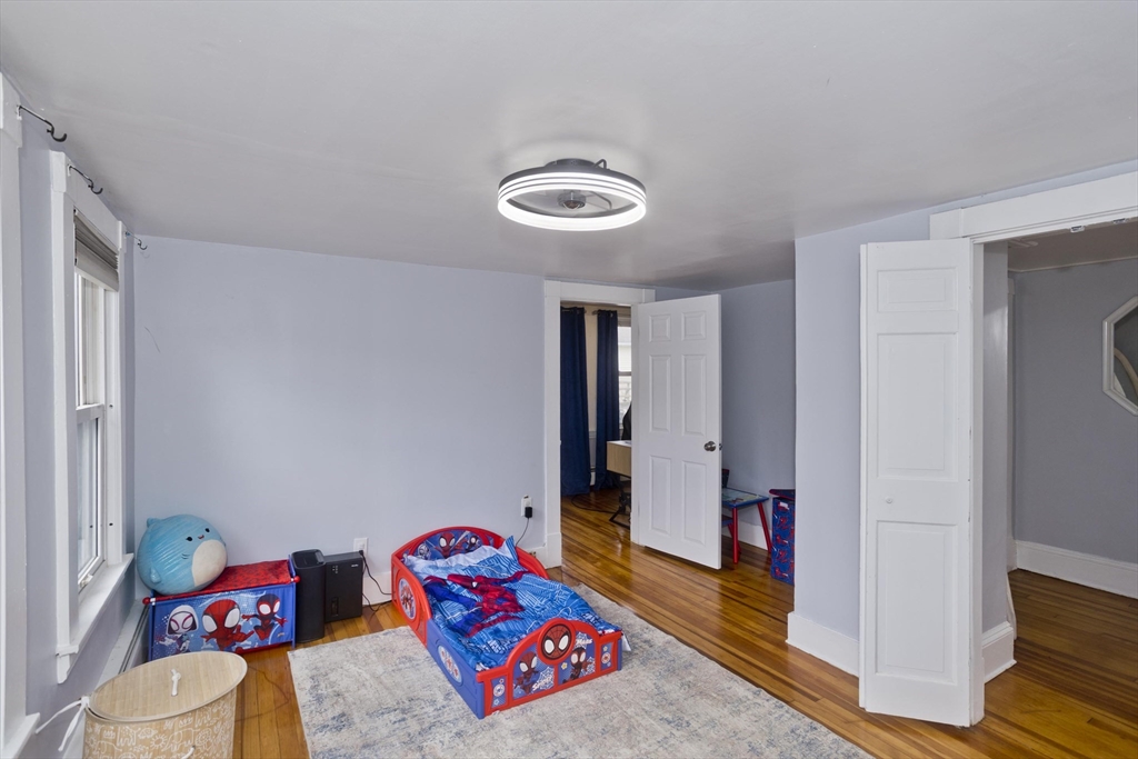 15 Monticello Avenue Springfield, MA 01109 - Photo 10 of 42