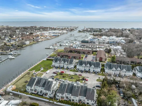 $695,000 | 123 Jackie Court, Patchogue, NY 11772
