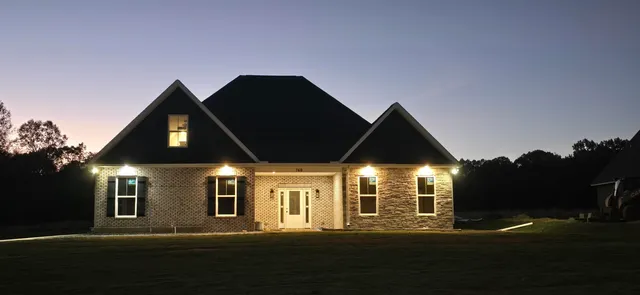 $465,000 | 760 Ruby Golightly Drive, Inman, SC 29349