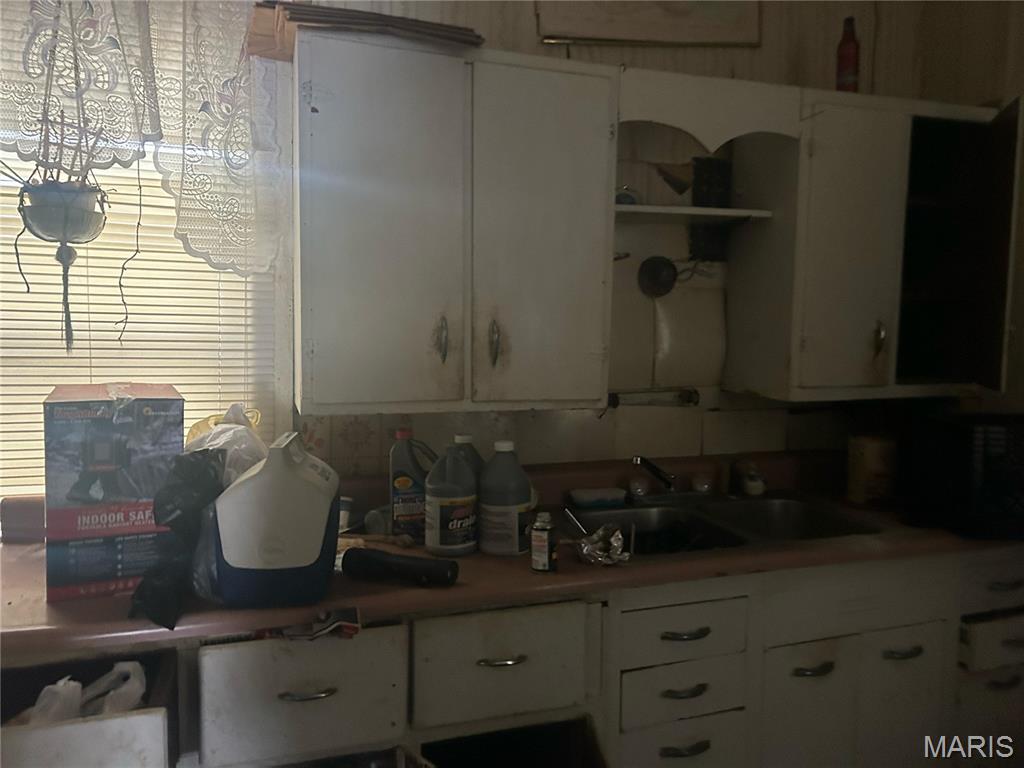 721 Gold Street Alton, IL 62002 - Photo 3 of 8