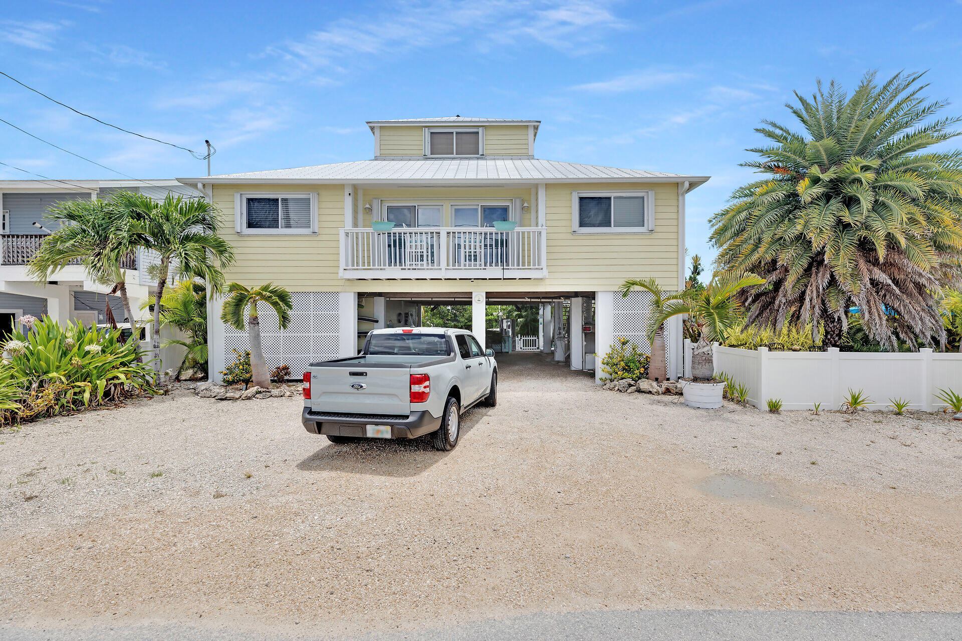 553 Indies Road Summerland Key, FL 33042 - Photo 17 of 64 Front of Home