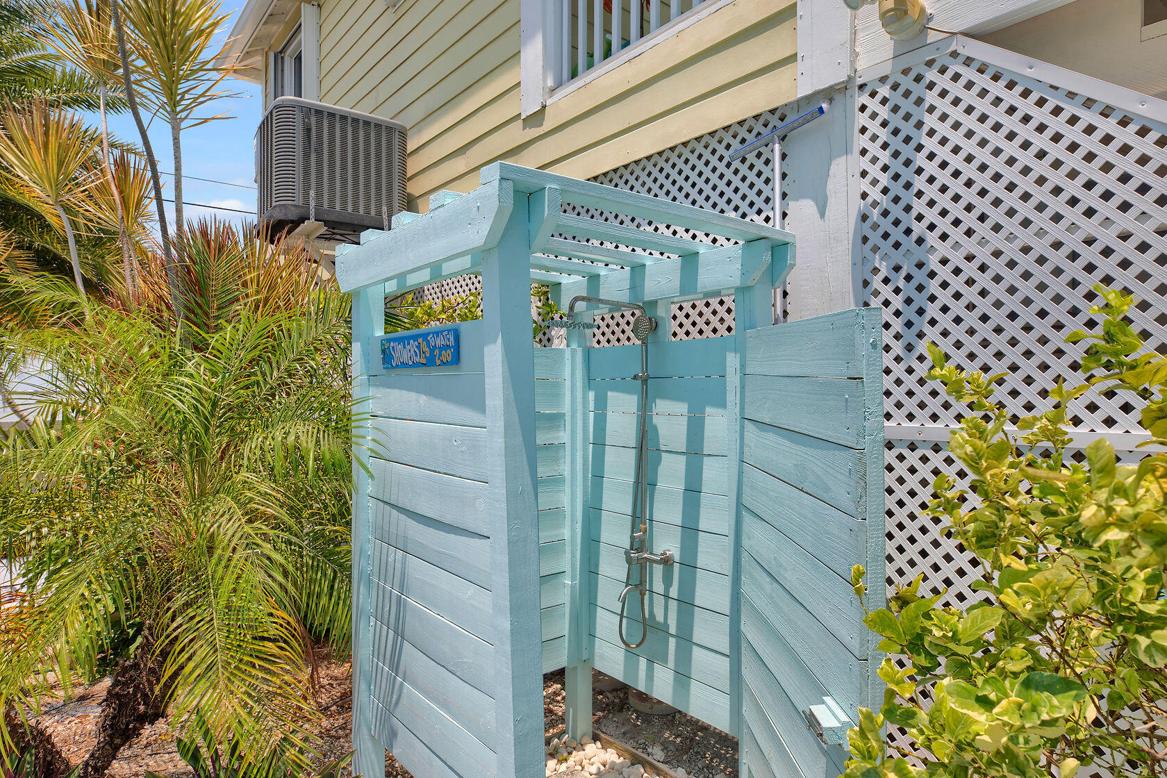 553 Indies Road Summerland Key, FL 33042 - Photo 26 of 64 Outdoor Shower