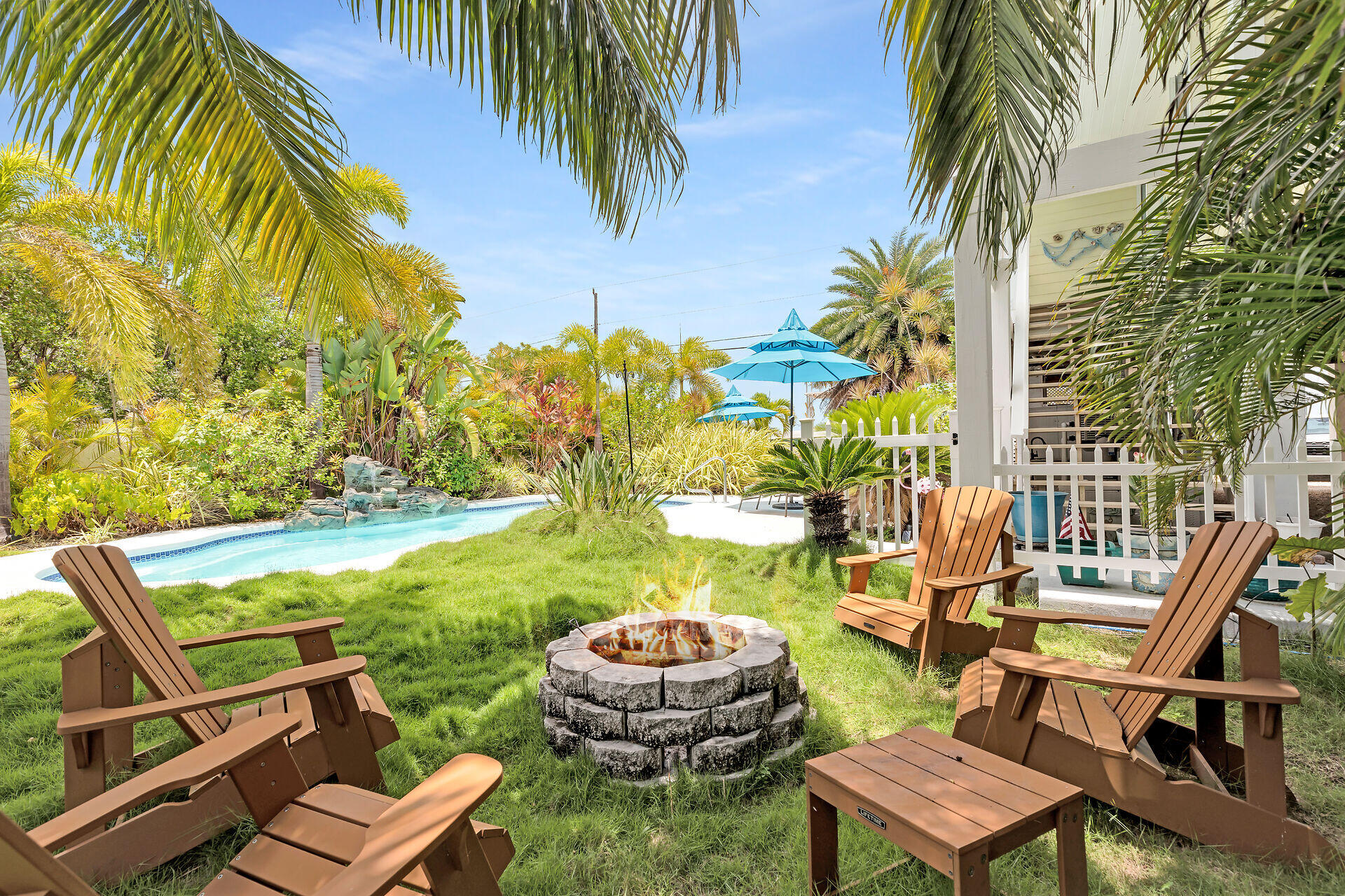 553 Indies Road Summerland Key, FL 33042 - Photo 27 of 64 Fire Pit Area
