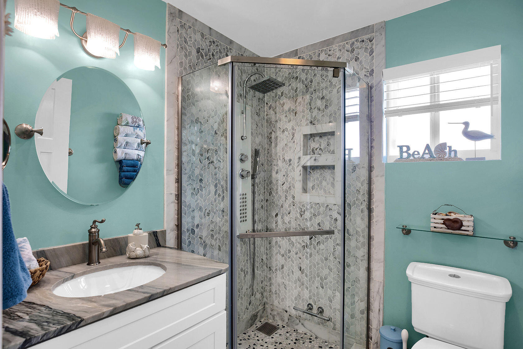 553 Indies Road Summerland Key, FL 33042 - Photo 41 of 64 Full Guest Bathroom