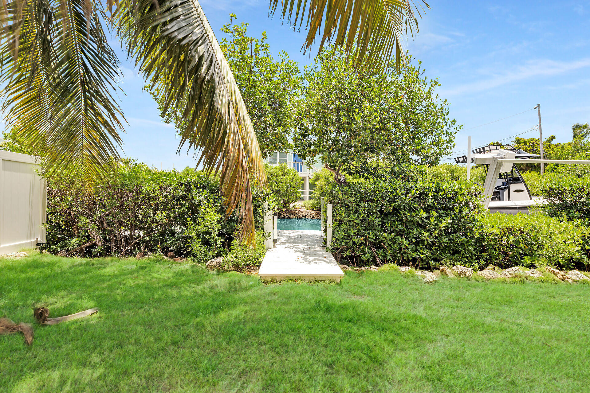 553 Indies Road Summerland Key, FL 33042 - Photo 56 of 64 Fenced-In Backyard