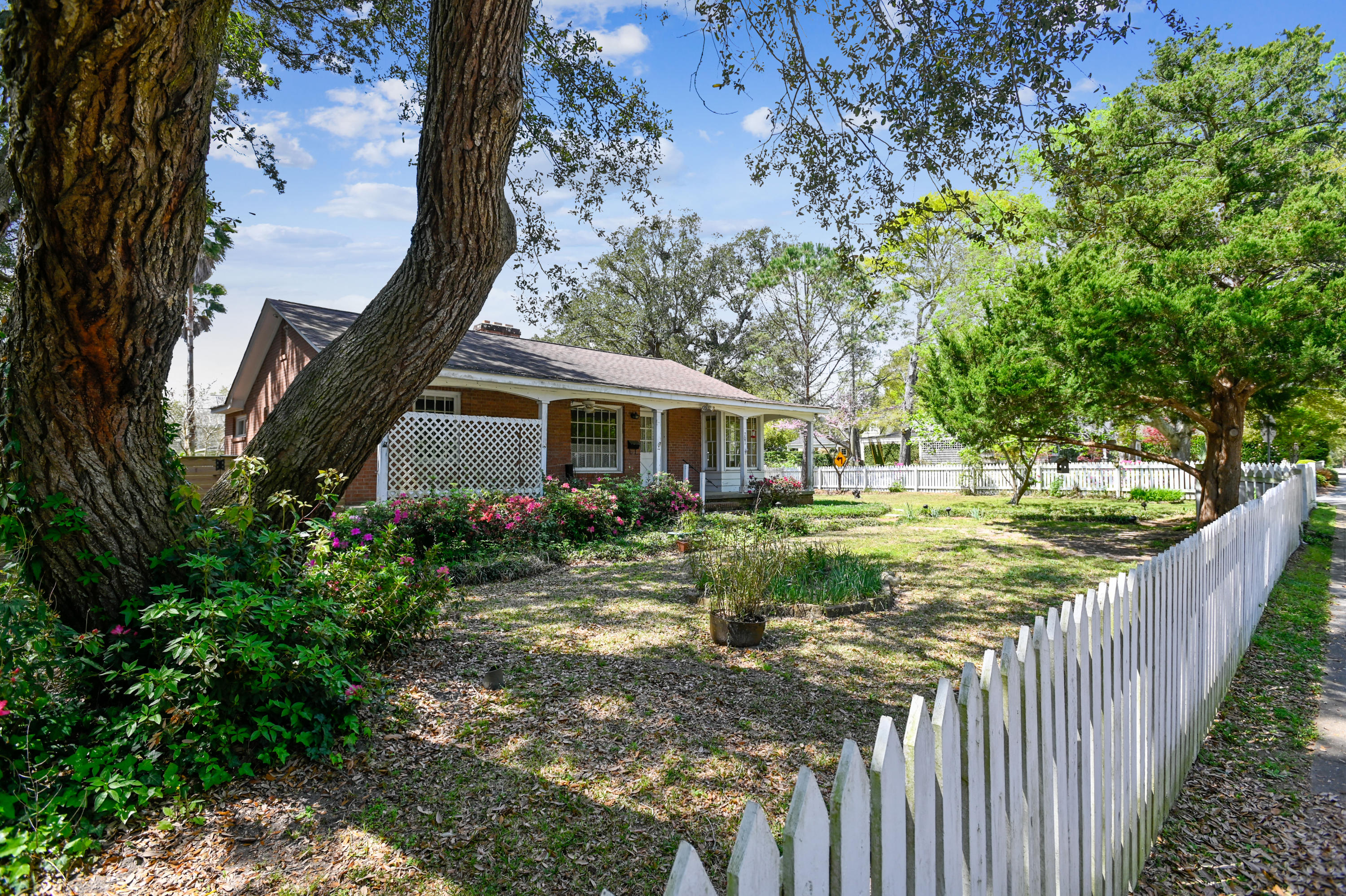 701 Pitt Street Mount Pleasant, SC 29464 - Photo 15 of 20 701 Pitt Street