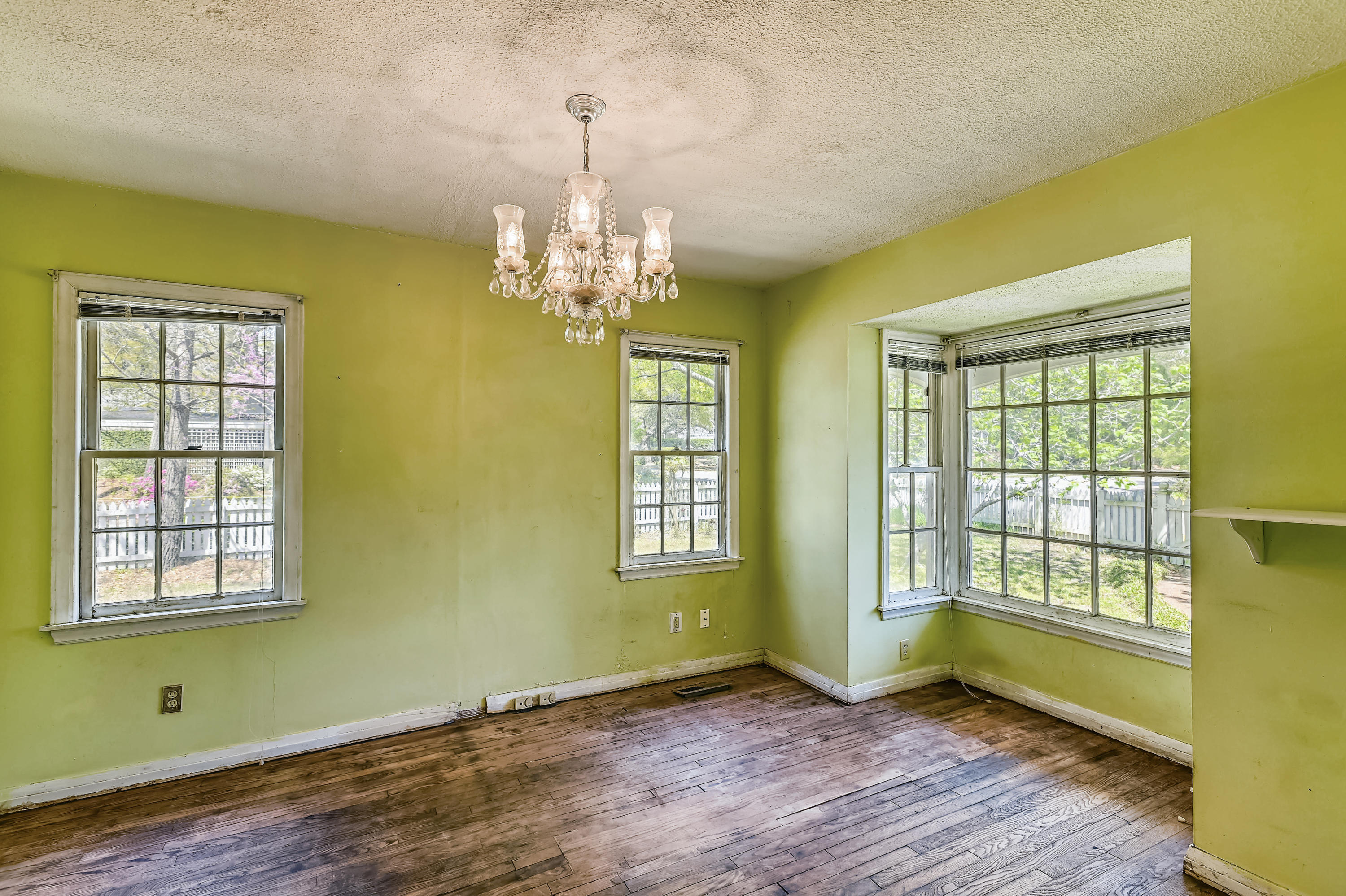 701 Pitt Street Mount Pleasant, SC 29464 - Photo 7 of 20 Dining Room