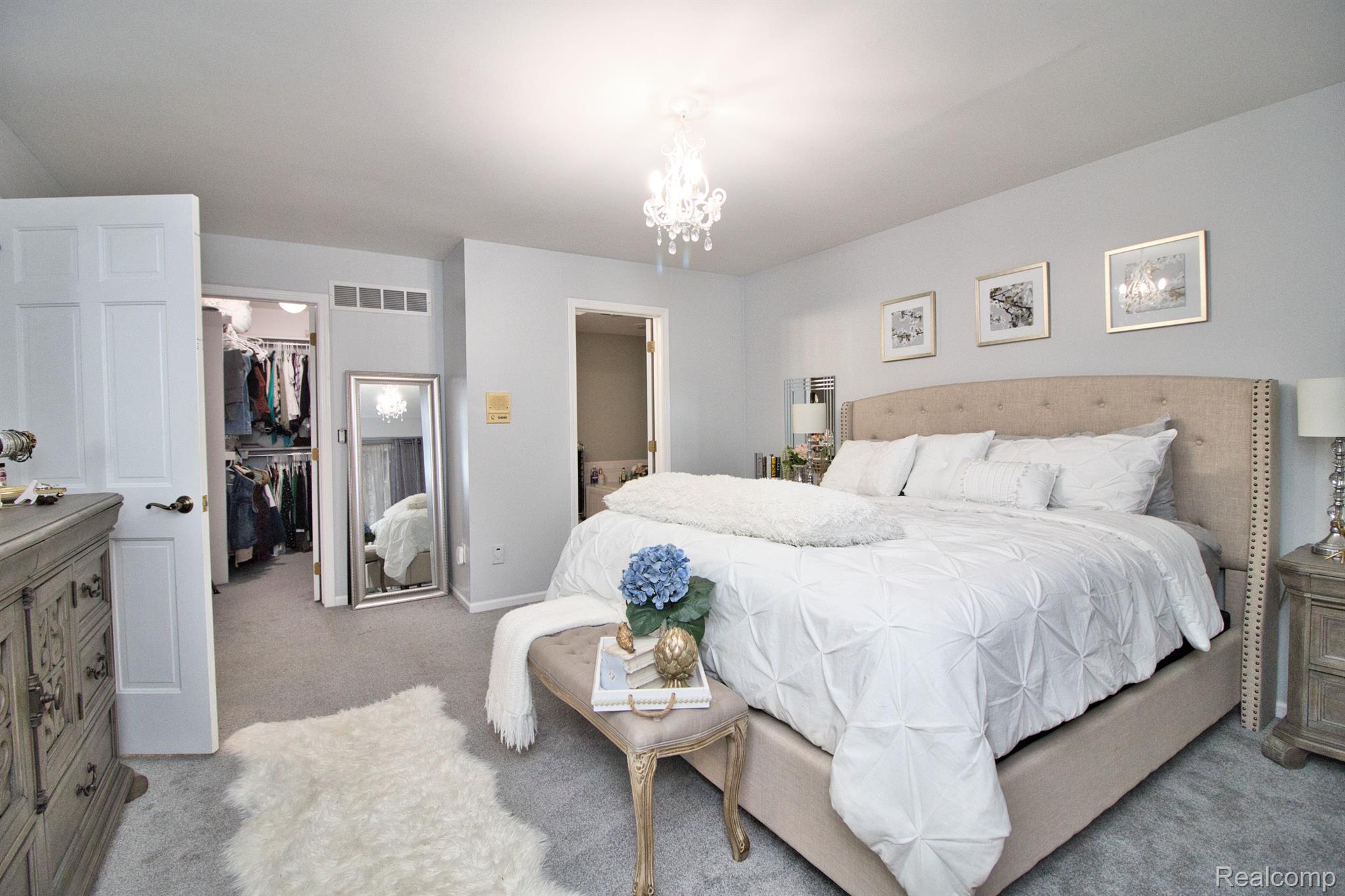 35328 Curtis Road Livonia, MI 48152 - Photo 35 of 63 Gallery Image 35