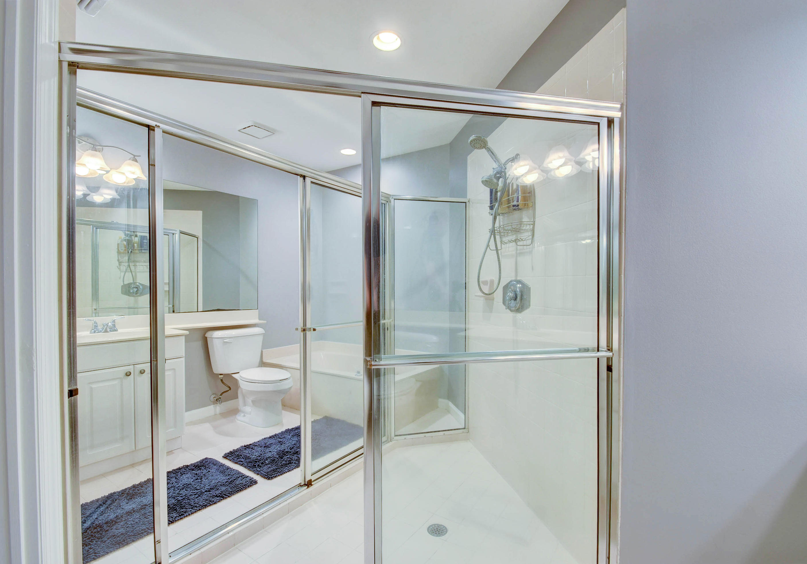 3740 Riverside Way Delray Beach, FL 33445 - Photo 16 of 28 1 of 51.jpg (20 of 31)