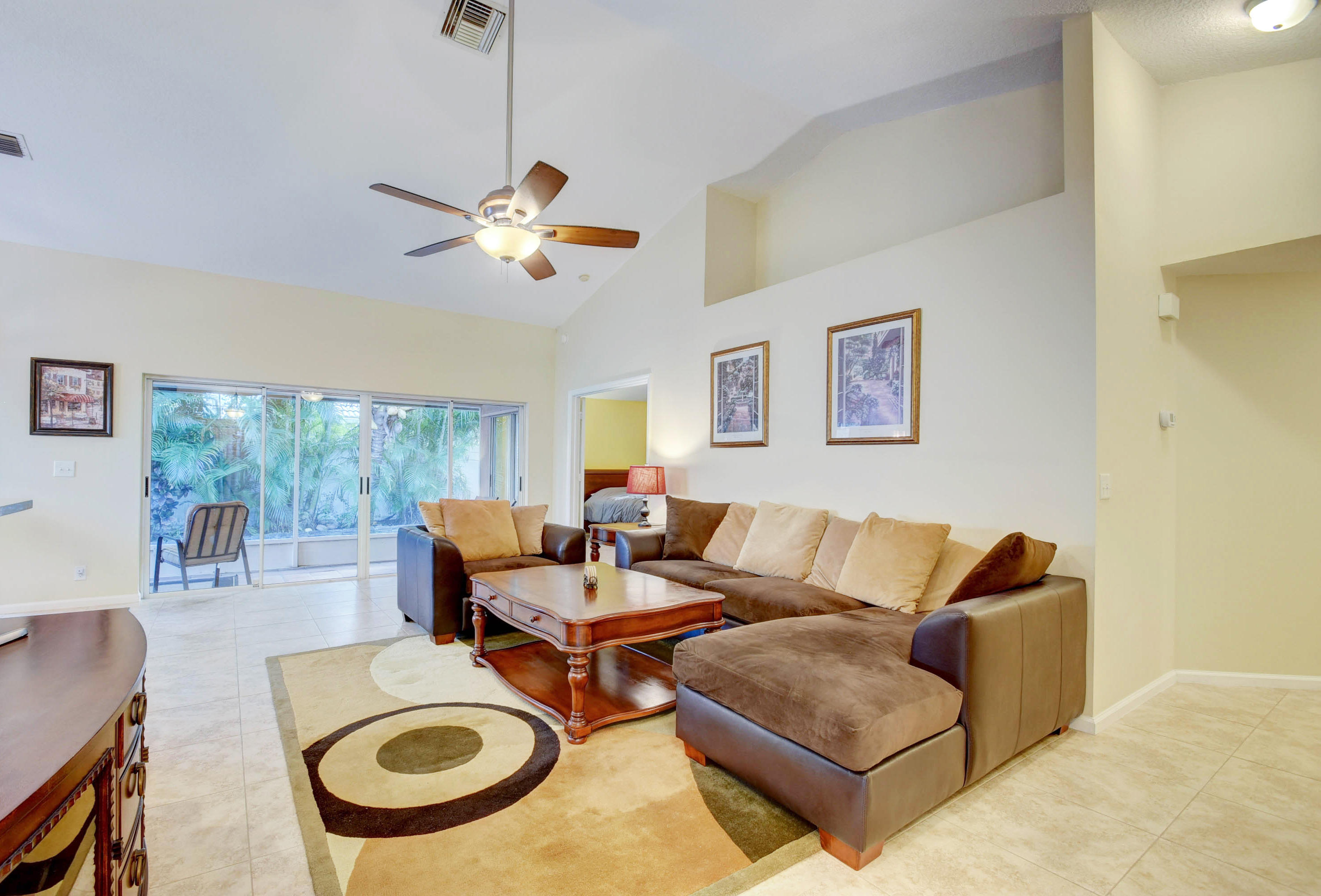 3740 Riverside Way Delray Beach, FL 33445 - Photo 5 of 28 1 of 51.jpg (5 of 31)