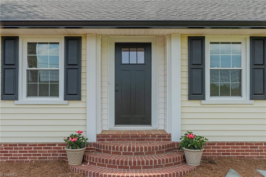 352 Shiptontown Road Lexington, NC 27292 - Photo 6 of 46 Gallery Image 6
