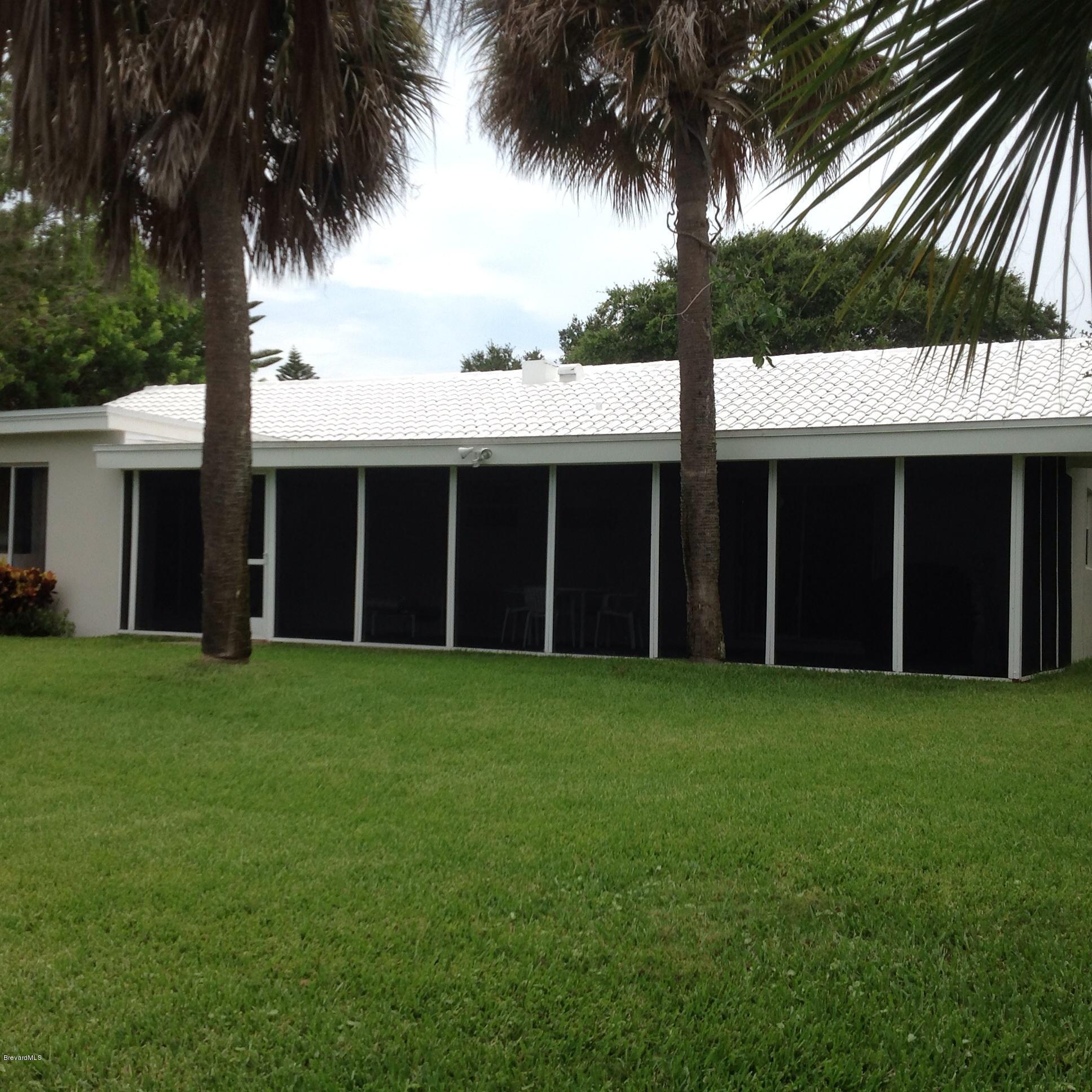1194 Samar Road Cocoa Beach, FL 32931 - Photo 14 of 21 Back yard