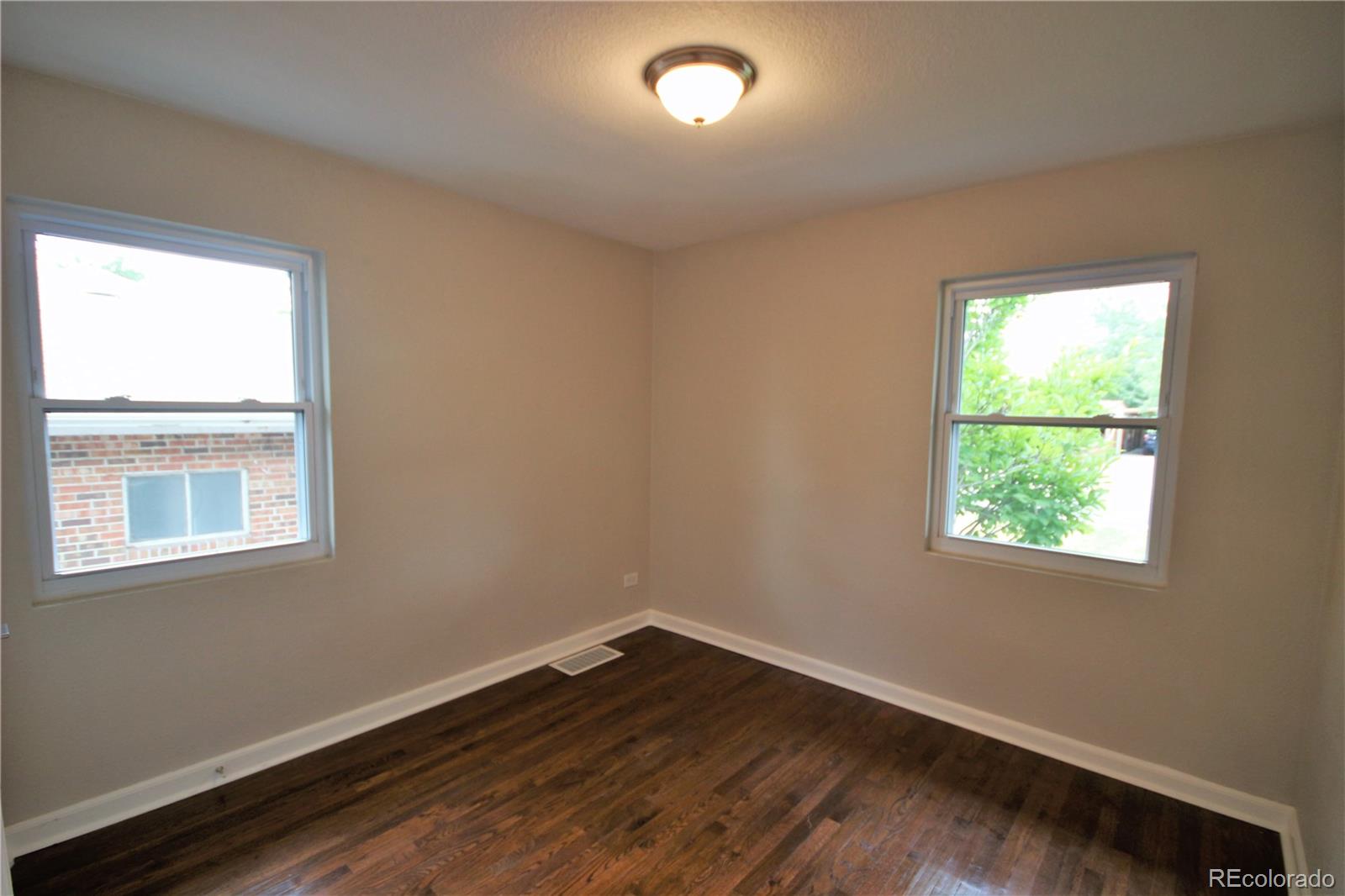 585 South Decatur Street Denver, CO 80219 - Photo 9 of 25 Gallery Image 9