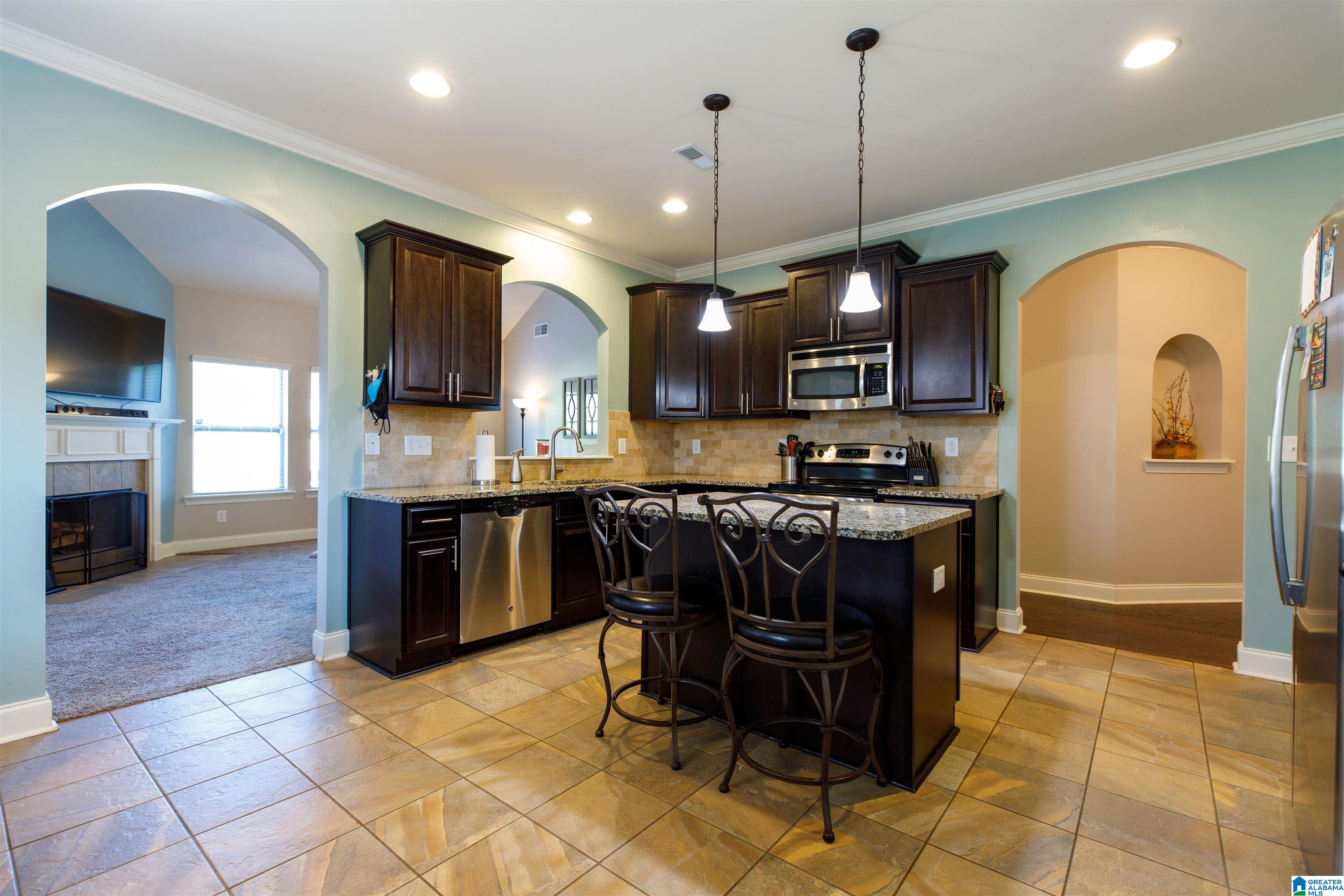 1076 Riviera Drive Calera, AL 35040 - Photo 14 of 48