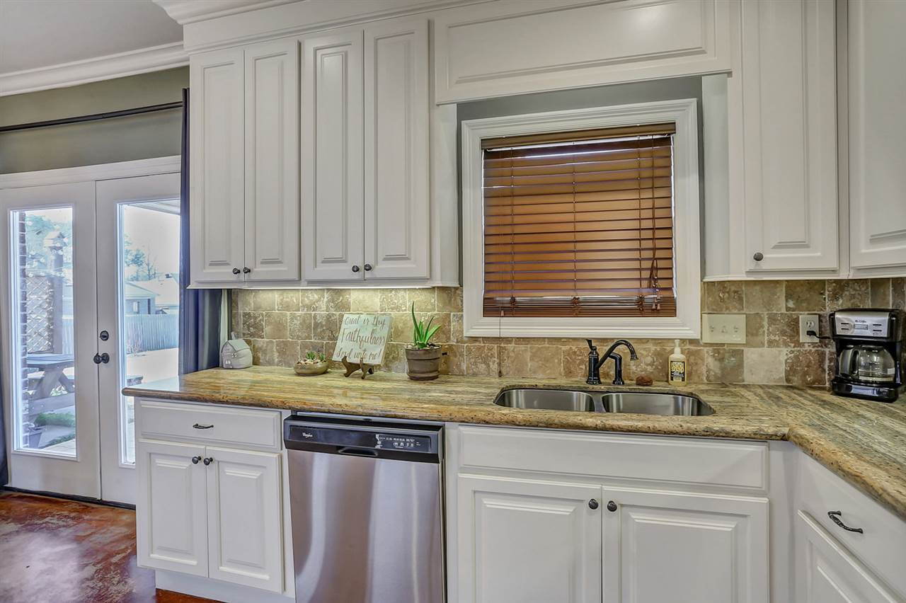 403 Greenfield Ridge Circle Brandon, MS 39042 - Photo 11 of 23 Photo 11