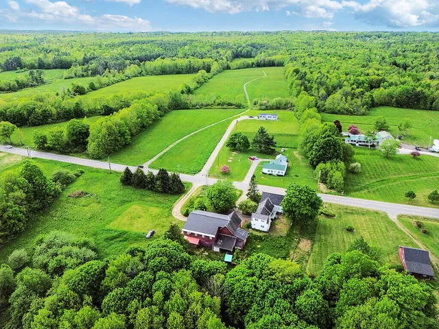 $425,000 | 80 Oakland Road, Fairfield, ME 04937