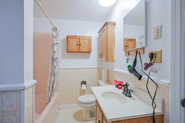 $425,000 | 80 Oakland Road, Fairfield, ME 04937