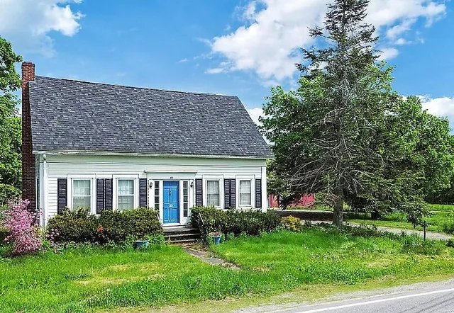 $425,000 | 80 Oakland Road, Fairfield, ME 04937