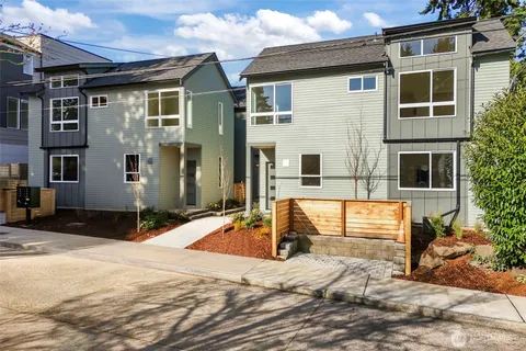 $569,000 | 3552 South Dawson Street, Seattle, WA 98118