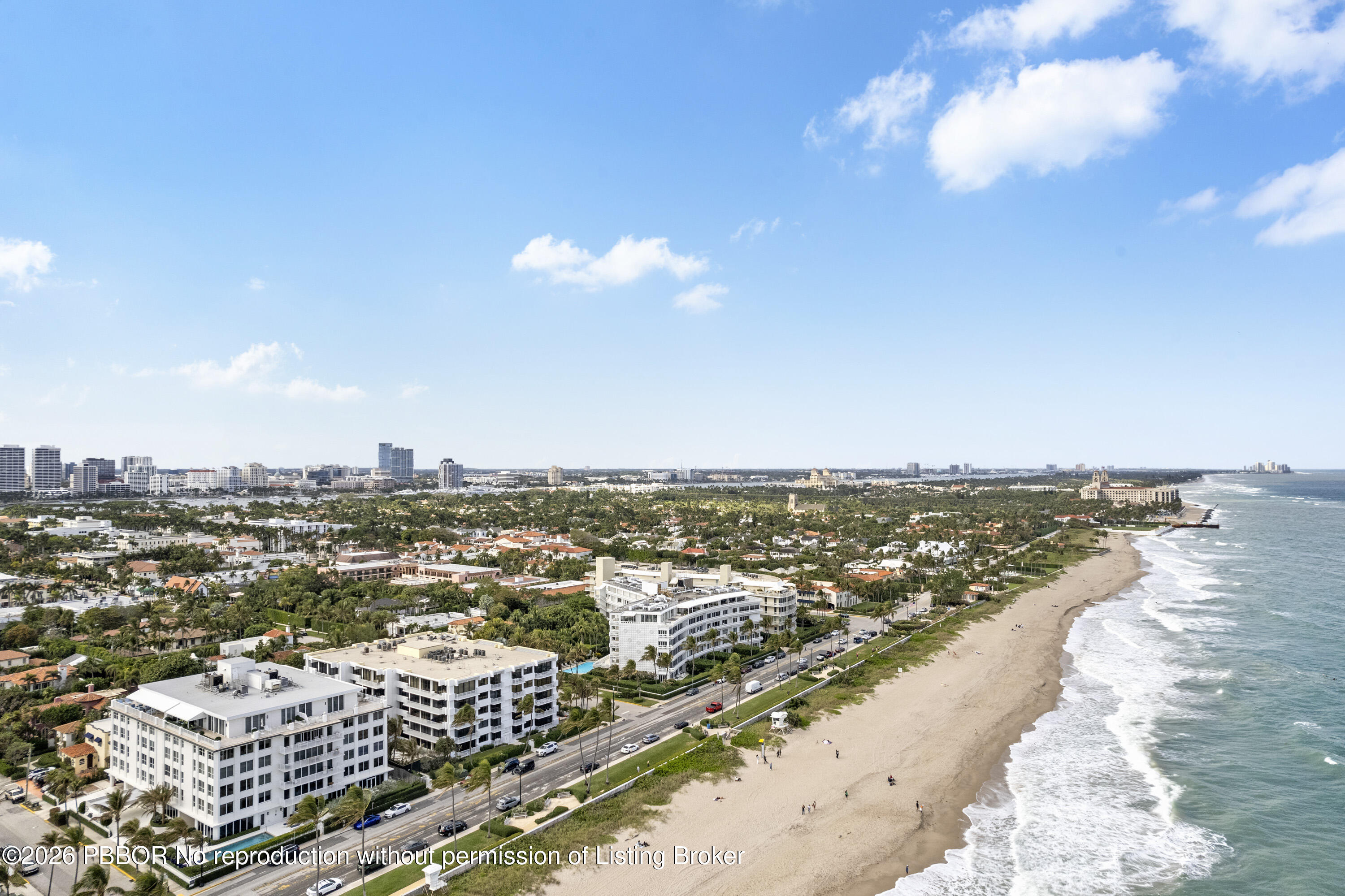 380 Cocoanut Row, Unit 1 Palm Beach, FL 33480 - Photo 26 of 32 a view of a city
