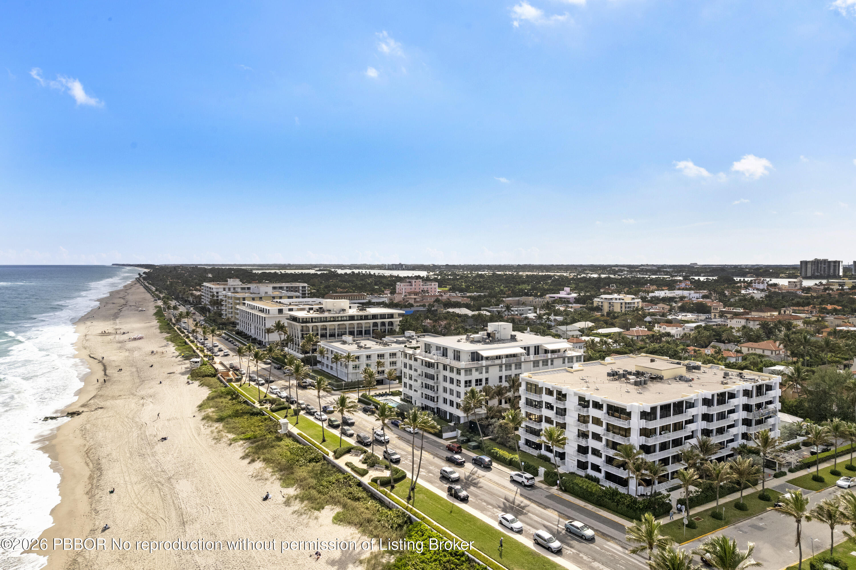 380 Cocoanut Row, Unit 1 Palm Beach, FL 33480 - Photo 30 of 32 a view of a city