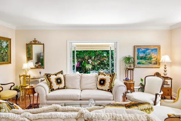 $16,000 | 380 Cocoanut Row, Unit 1, Palm Beach, FL 33480