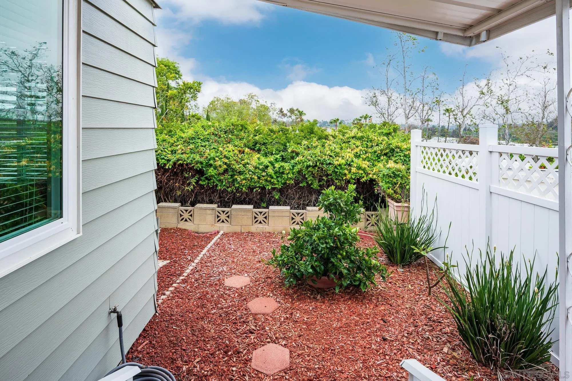 262 Brookside Lane Oceanside, CA 92056 - Photo 29 of 43