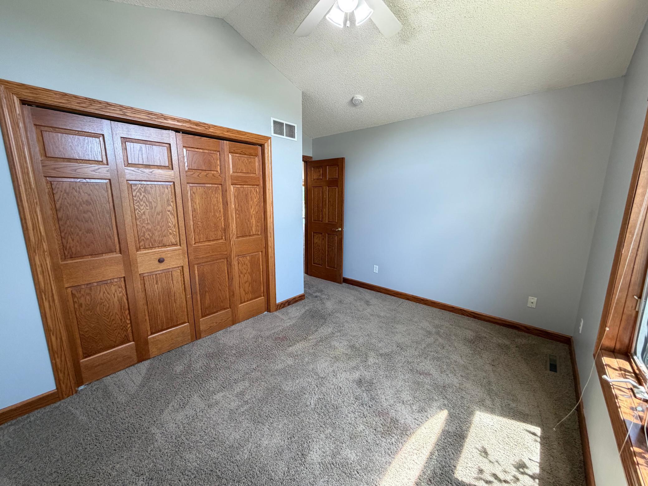 1103 Southern Hills Lane Southwest Rochester, MN 55902 - Photo 9 of 28