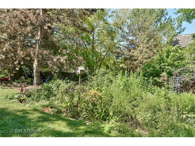 1912 Clover Road Northbrook, IL 60062 - Photo 24 of 25