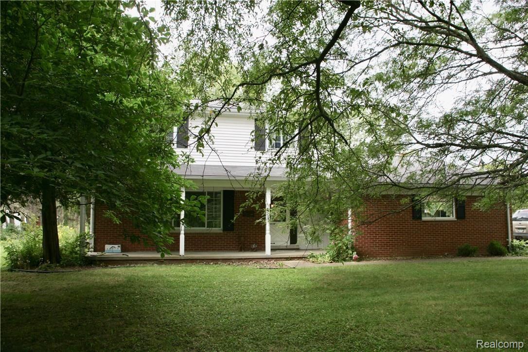 1600 North Rochester Road Oakland, MI 48363 - Photo 1 of 15 IMG_3162.jpg
