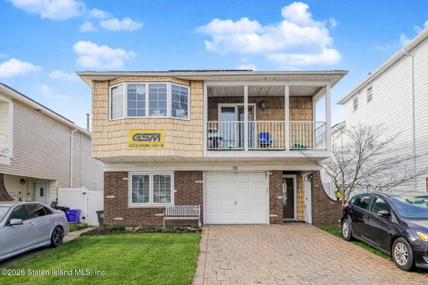 $1,199,000 | 12 Rockne Street | New Springville