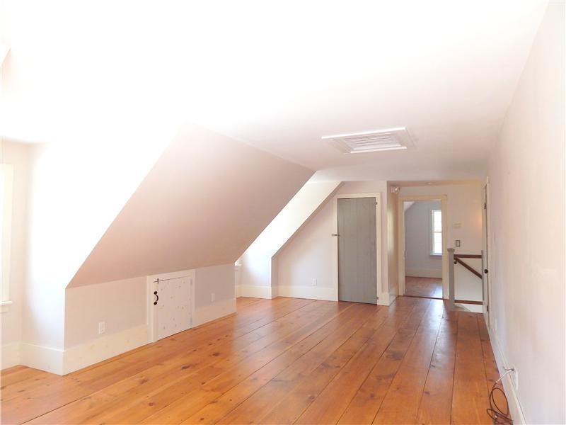 1371 West Alna Road Alna, ME 04535 - Photo 19 of 29 Family Room.