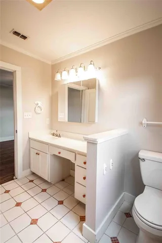 $442,000 | 301 Vz County Road 1416, Van, TX 75790